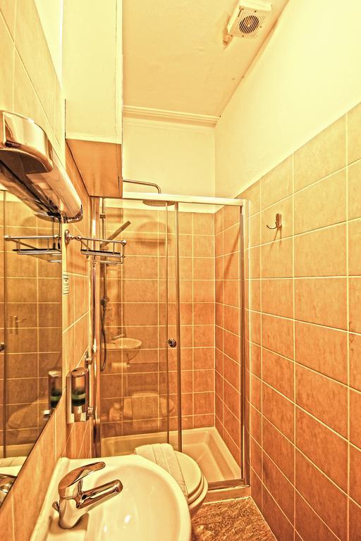 Primrose Guest House London Bilik gambar